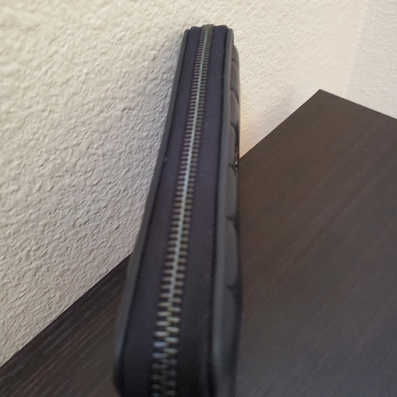 Coach Accordion Zip Around Wallet With Quilting - Picture 4 of 10